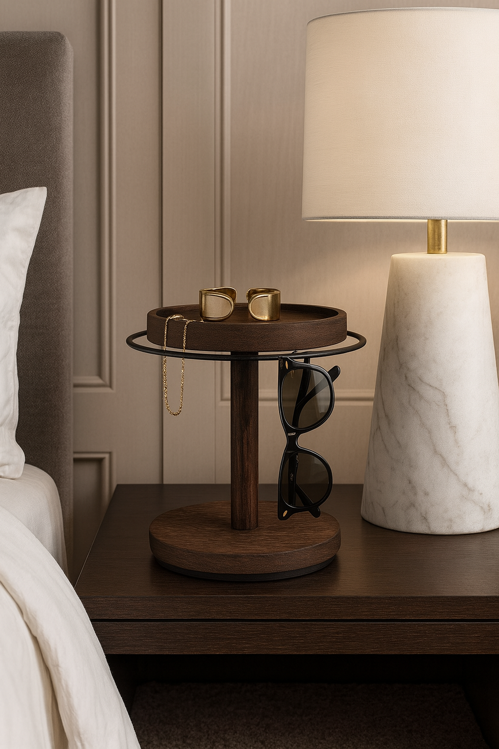 ✨ LuxeSpin Glasses and Jewellery Stand™